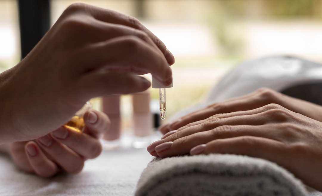  L'huile de ricin bienfaits pour les ongles