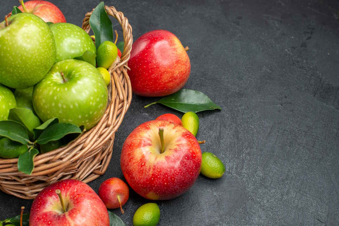 Variété de la pomme avec ses fermeté et couleur