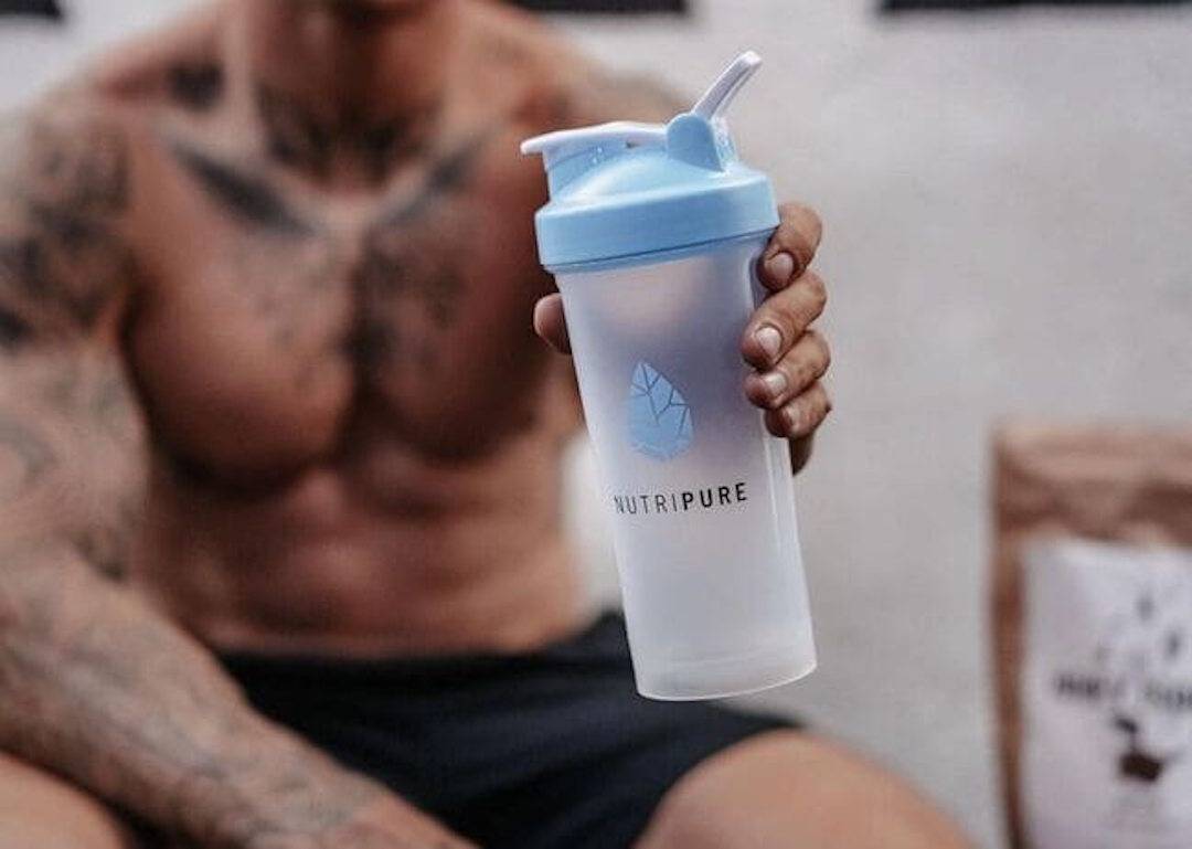 Combien de shakers de whey par jour ? Guide complet dosage