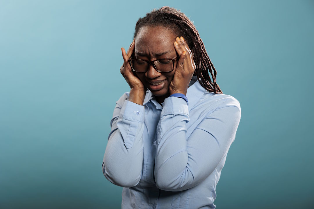 Une femme qui est stressée 