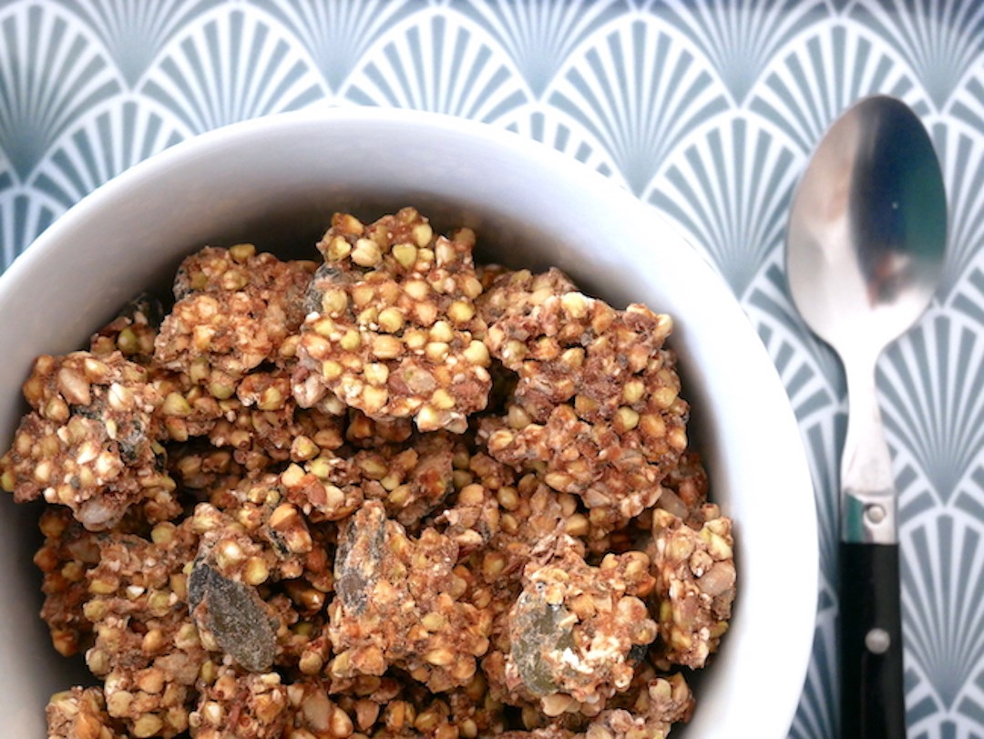 Le granola est un superaliment idéal au petit-déjeuner ou en collation dans la journée.
