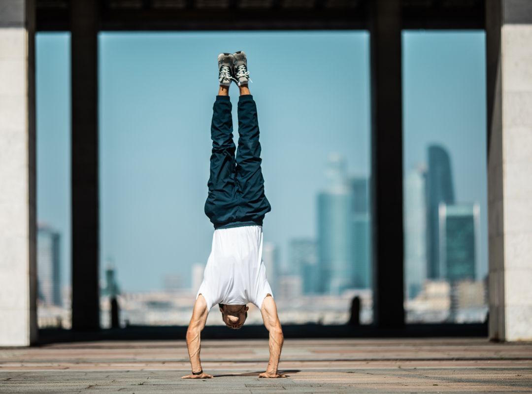 Le handstand push-up 