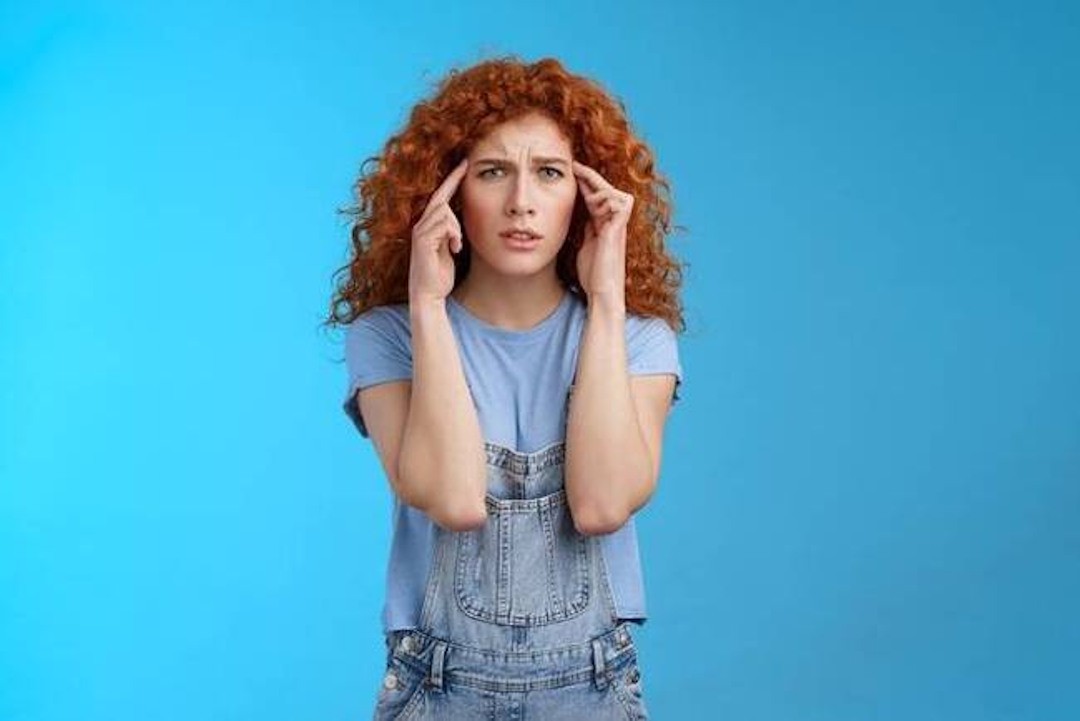 Une femme qui a des stress