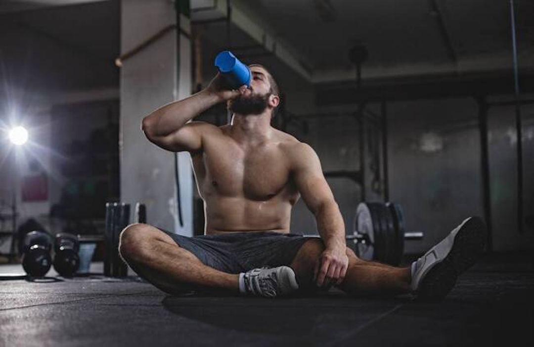 Les multivitamines sont essentielles en musculation pour combler les besoins nutritionnels