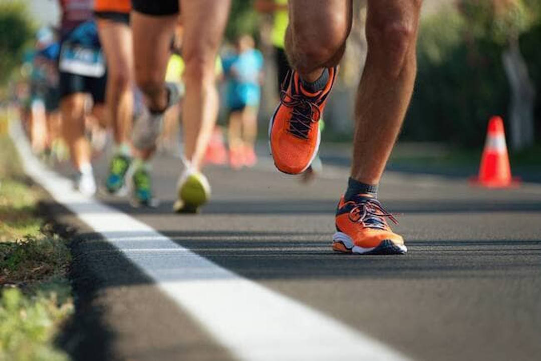 Un plan d'entraînement course à pied est nécessaire pour réussir un semi-marathon.