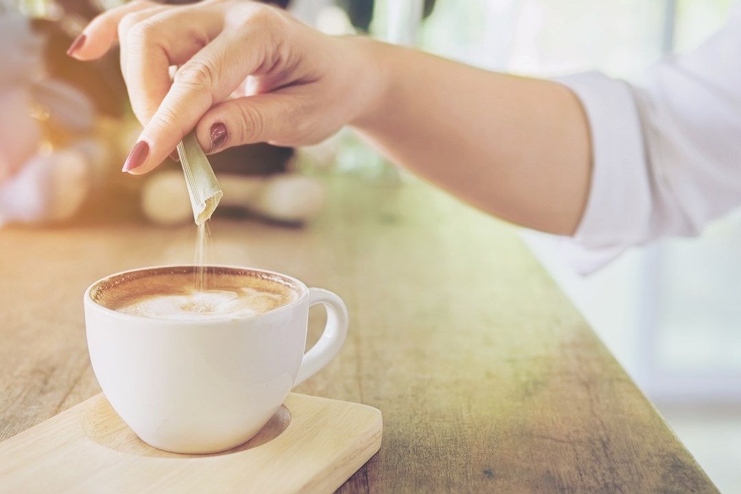 Stévia dans un café