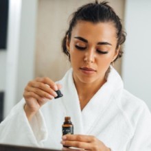 Huile essentielle de camomille romaine : ses bienfaits sur le stress, le sommeil