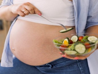 Alimentation pendant la grossesse : quoi manger et comment s’adapter ?