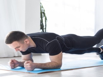 Gainage dynamique : Exercices et conseils pour des abdos solides