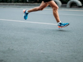 Problèmes gastro-intestinaux pendant la course : causes et solutions