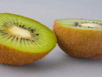 Kiwi : bienfaits santé, nutrition et études cliniques