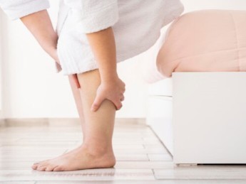 Fourmillements dans les jambes et grosse fatigue : les causes à explorer