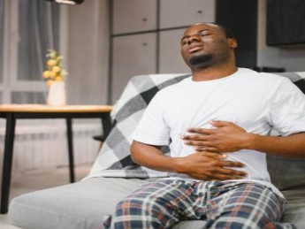 Douleur intestinale : que signifie une douleur à gauche, à droite ou dans le dos