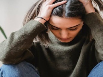 Maladie de Crohn : symptômes, traitements et guide de l'alimentation
