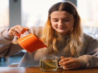 Catéchine : guide complet sur ses bienfaits et dangers