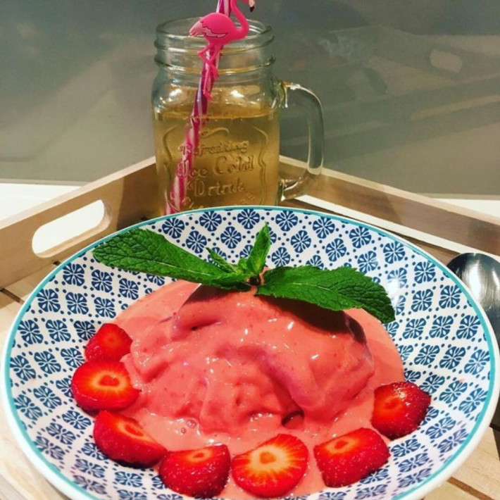 Glace protéinée à la fraise