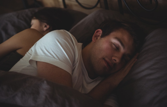 Cycle du sommeil : calcul, phases et comment l'utiliser pour un réveil parfait