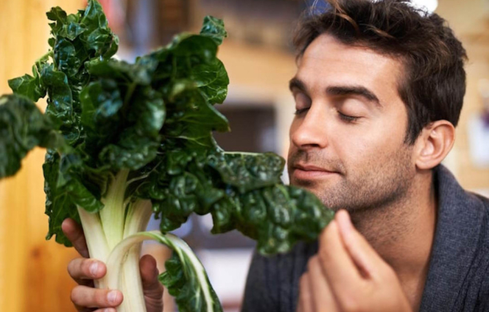 Les bienfaits du chou kale : un légume riche en vitamines et fibres