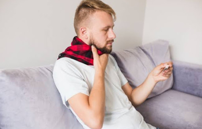 Comment soigner le mal de gorge avec les huiles essentielles ?