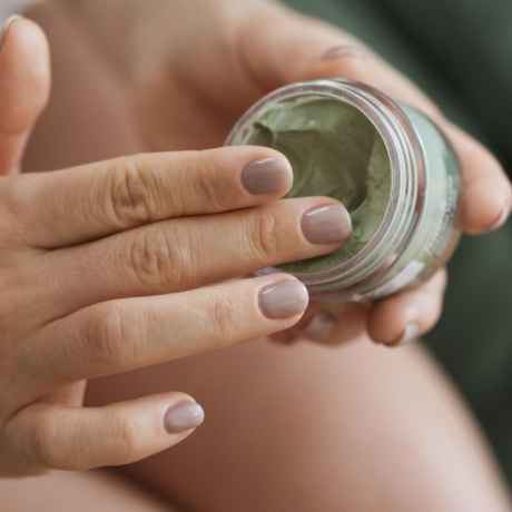 Argile verte et tendinite : pourquoi et comment faire un cataplasme efficace ?