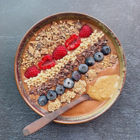 Smoothie bowl protéiné choco/noisette