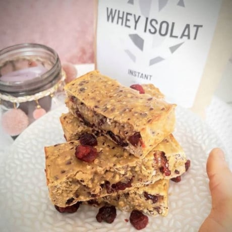 Barre protéinée cacahuète et cranberry