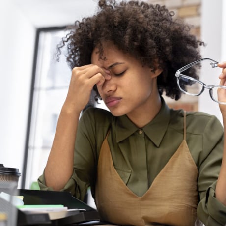 Fatigue mentale : 7 signes que votre cerveau est épuisé (et comment y remédier)