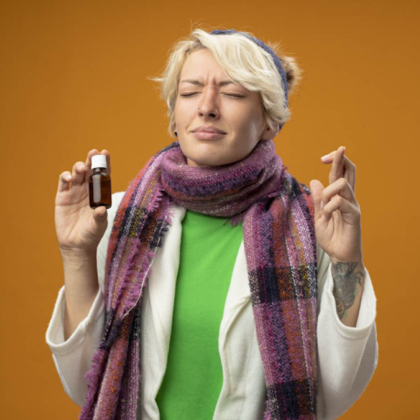 Rhume : 4 huiles essentielles pour le combattre naturellement Rhume : 4 huiles essentielles pour le combattre naturellement