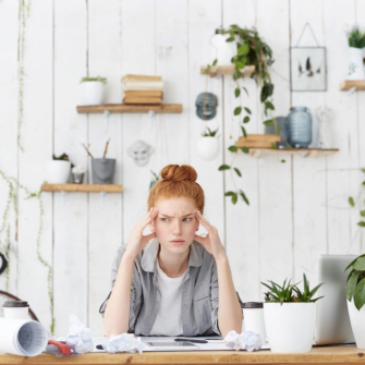 Stress et retard de règles : de combien de jours le cycle peut-il être décalé ?