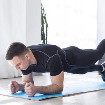 Gainage dynamique : Exercices et conseils pour des abdos solides
