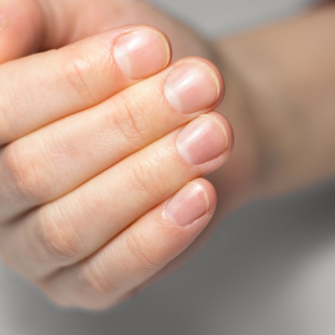 Comment avoir de beaux ongles naturels ?