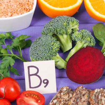 Carence en vitamine B9 : Quelles sont les causes et les symptômes ?