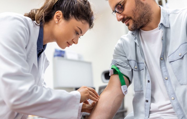Tout savoir sur la prise de sang : comprendre vos analyses médicales