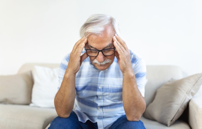 AVC (Accident Vasculaire Cérébral) : symptômes, causes et prévention