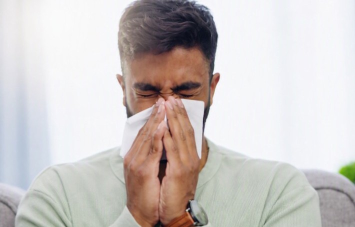 Sinusite maxillaire : symptômes, causes, origine dentaire et traitements