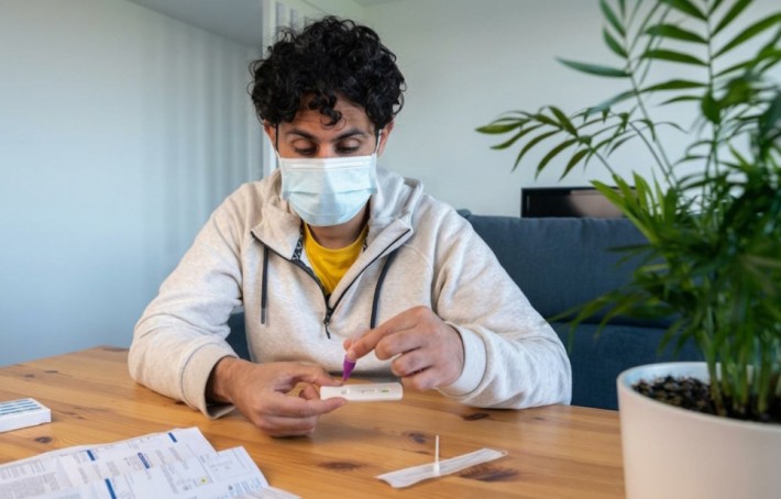 Grippe ou Covid : symptômes, différences et comment les distinguer