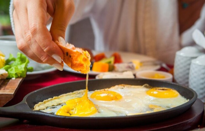 Choline : le guide complet sur les bienfaits du nutriment essentiel