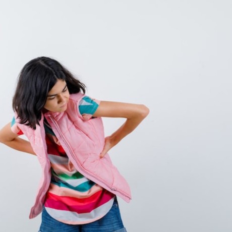 Rhume de hanche : symptômes, causes et traitements
