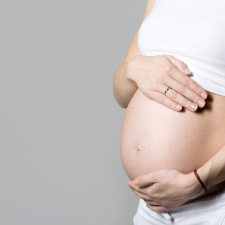 Grossesse : étapes, changements du corps et conseils essentiels