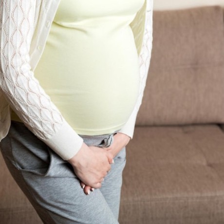 Diarrhée enceinte : causes, risques et solutions pour se soigner