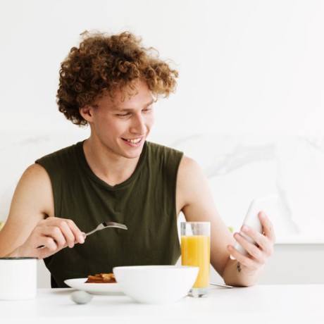 Combien de protéines par jour : le guide selon votre profil