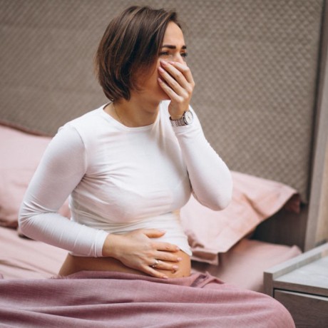 Intoxication alimentaire enceinte : risques, symptômes et prévention